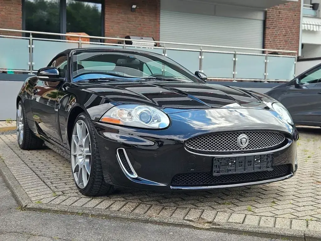 Gebraucht Jaguar XK 385 PS (283 kW) 2011 Schwarz Cabrio