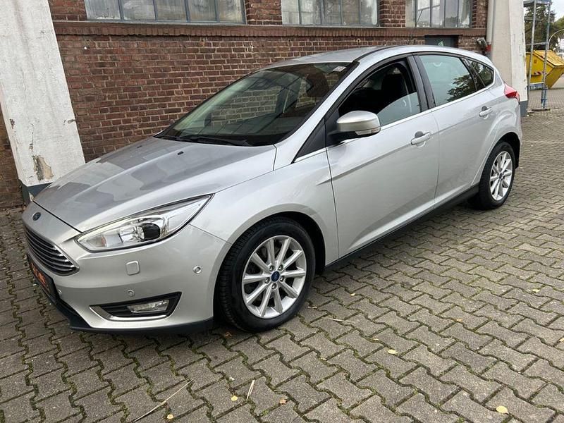 Gebraucht 2016 Ford Focus Titanium Limousine | 4.999 € (Superpreis) - Bild 1/4