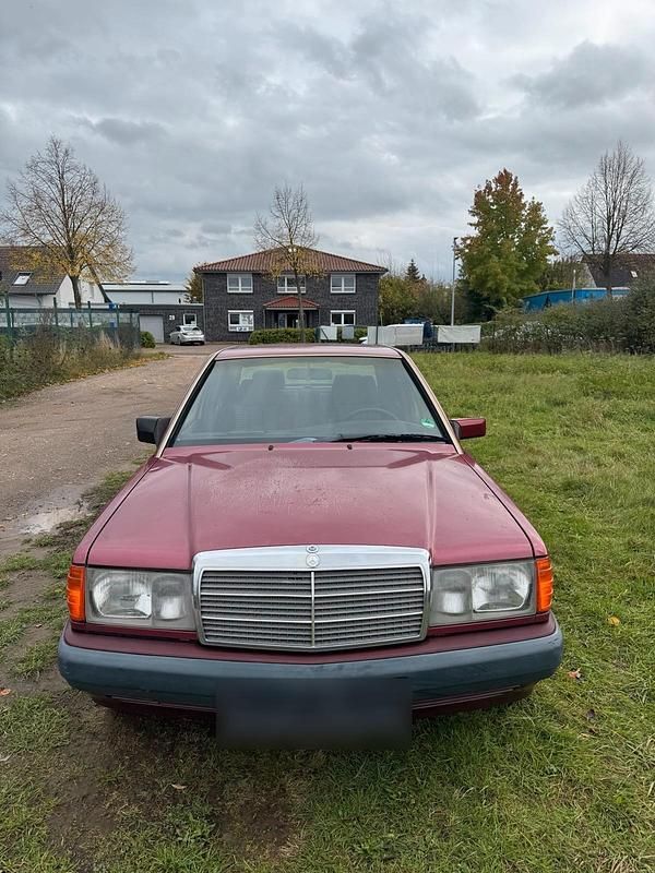 Usata Mercedes 190 1991 Rosso Berlina