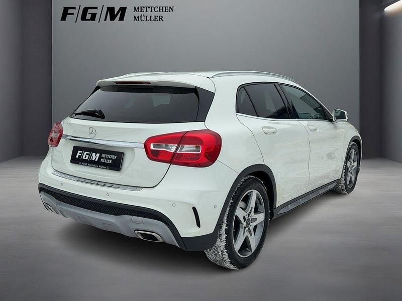 Gebraucht Mercedes GLA200 AMG line 156 PS (114 kW) 2016 Weiß SUV