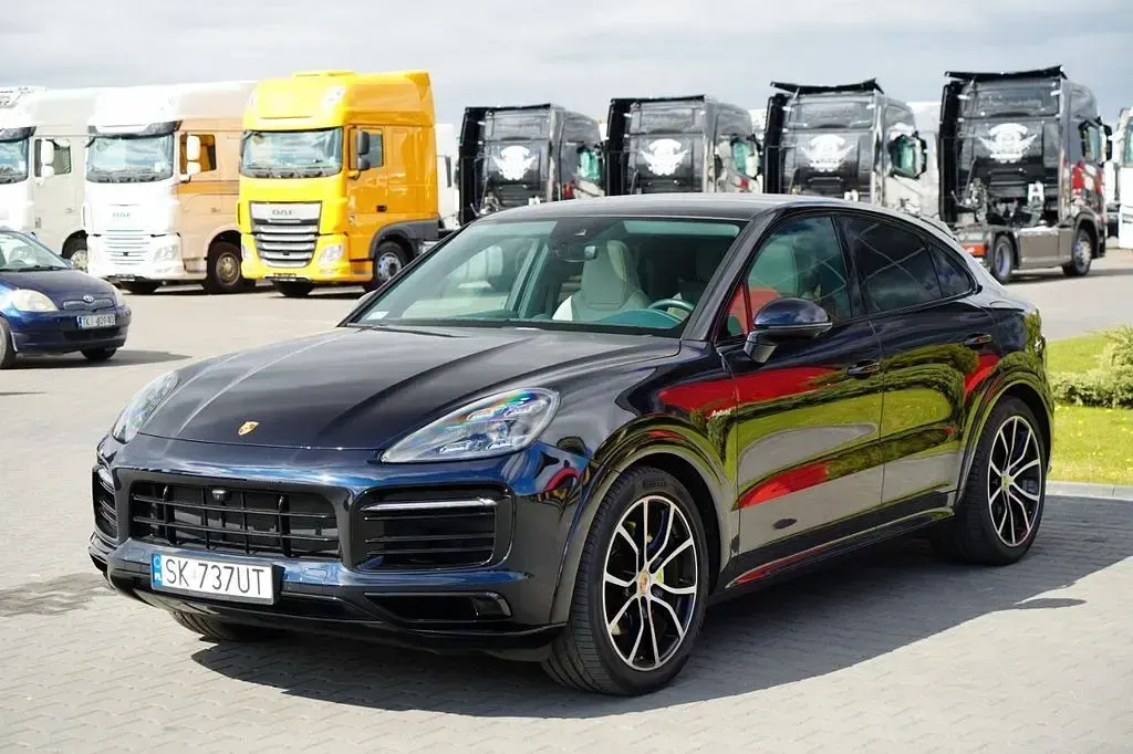 Gebraucht Porsche Cayenne E-Hybrid Coupe 340 PS (250 kW) 2021 Blau SUV