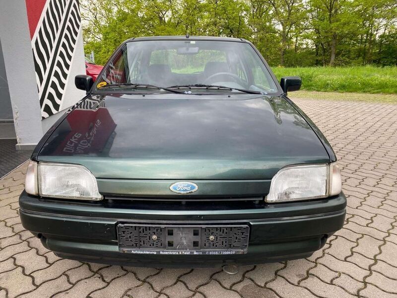 Gebraucht Ford Fiesta 50 PS (36 kW) 1993 Grün Kleinwagen