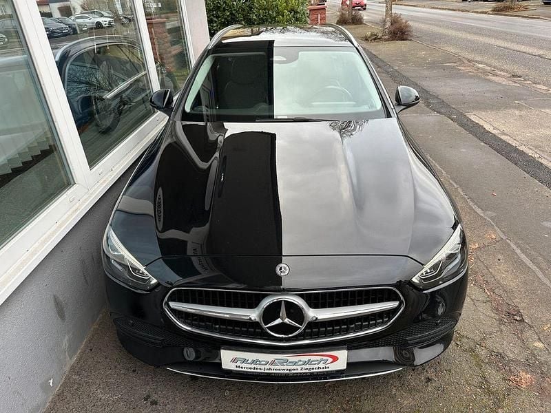 Gebraucht Mercedes C220 Avantgarde 200 PS (147 kW) 2022 Schwarz Limousine