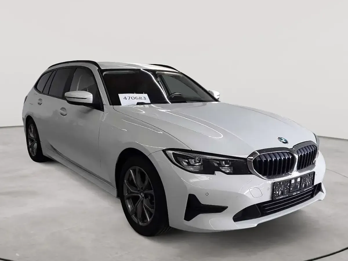 Gebraucht BMW 316 Sport Line 122 PS (89 kW) 2022 Kombi