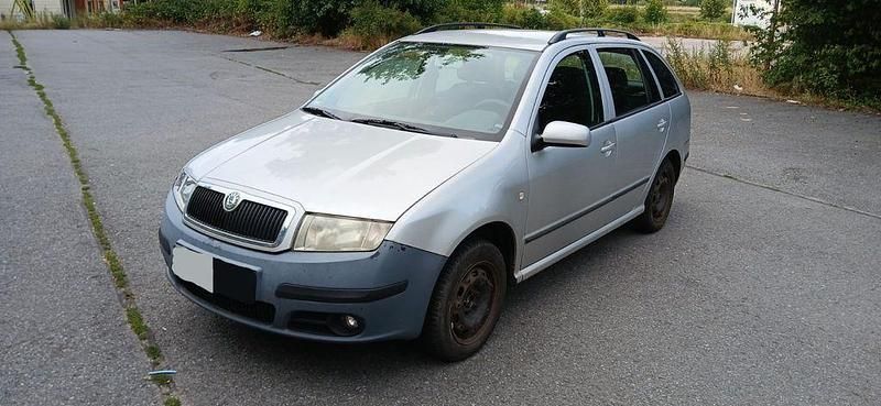 Silber Gebraucht 2007 Skoda Fabia Ambiente Kombi | 500 € (Superpreis) - Bild 1/4