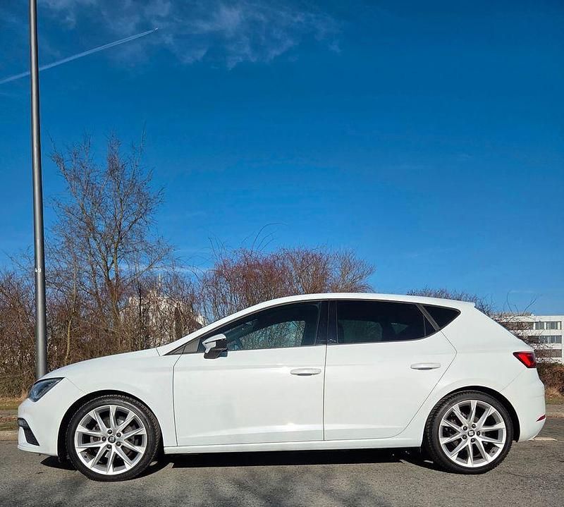 Gebraucht Seat Leon FR 150 PS (110 kW) 2019 Weiß Limousine