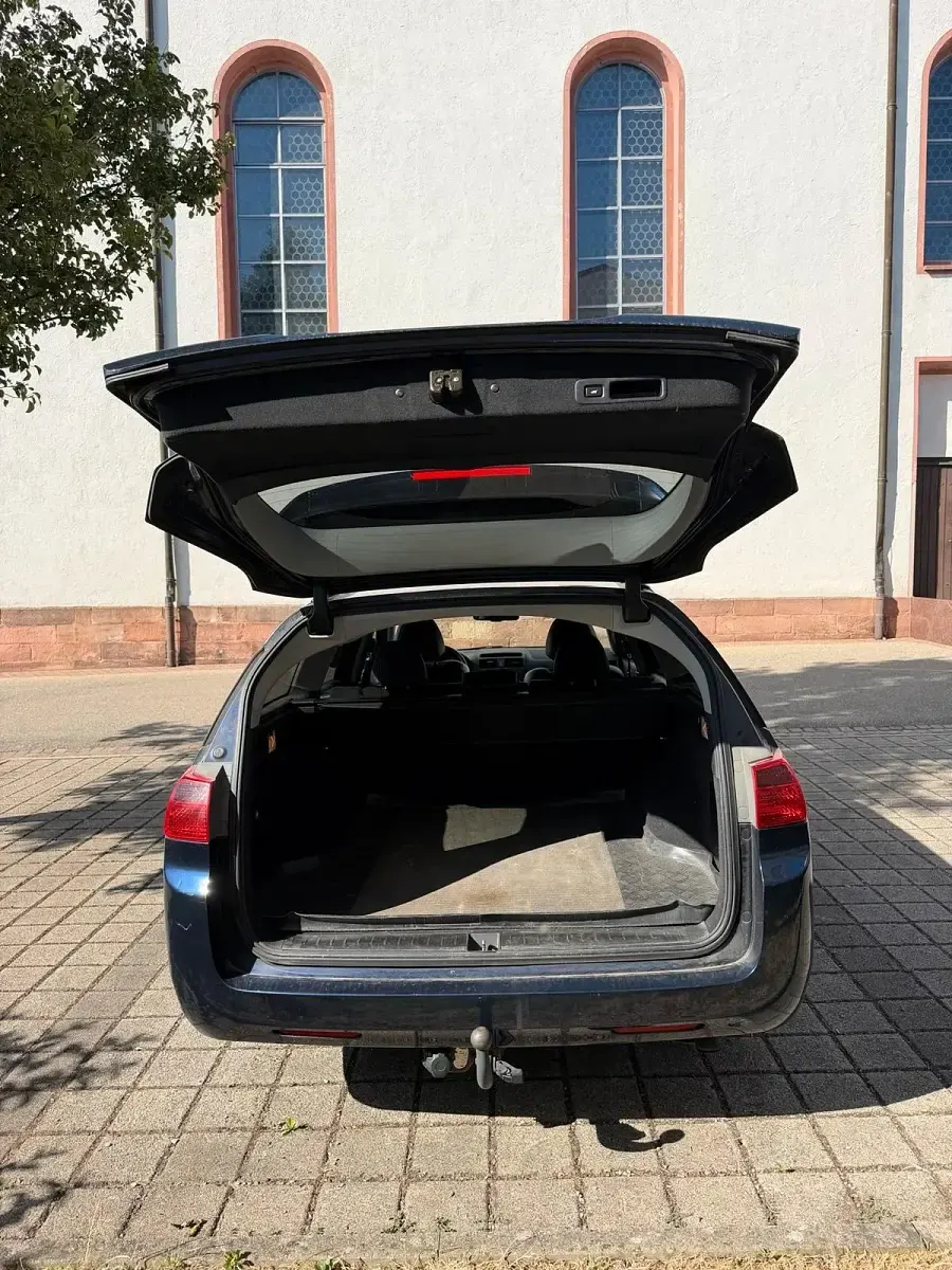 Gebraucht Honda Accord 140 PS (102 kW) 2006 Blau Kombi