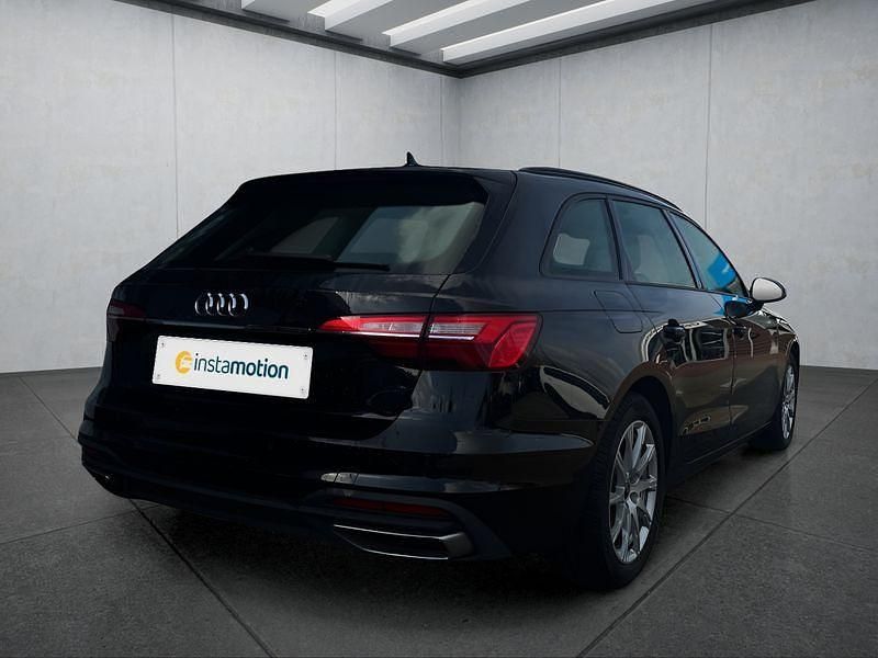 Gebraucht Audi A4 136 PS (100 kW) 2022 Schwarz Kombi
