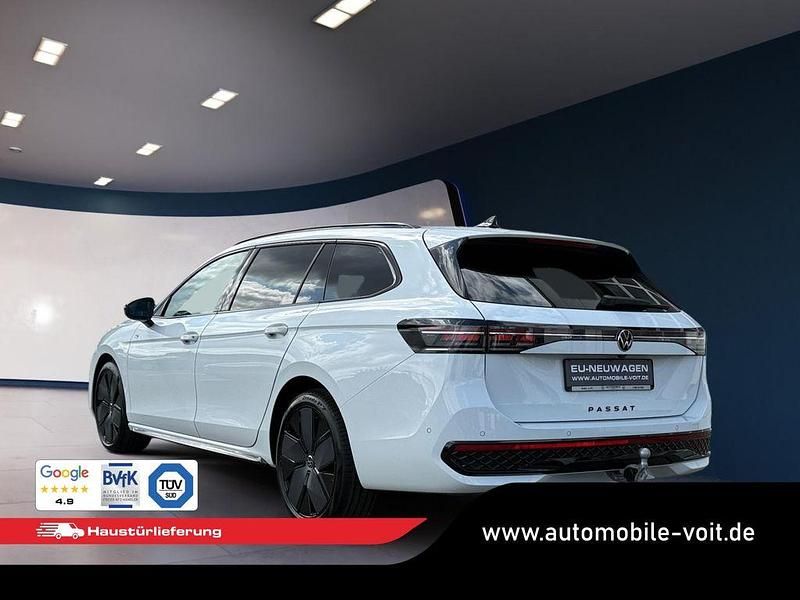 Neu VW Passat R-line 193 PS (141 kW) 2025 Weiß Limousine