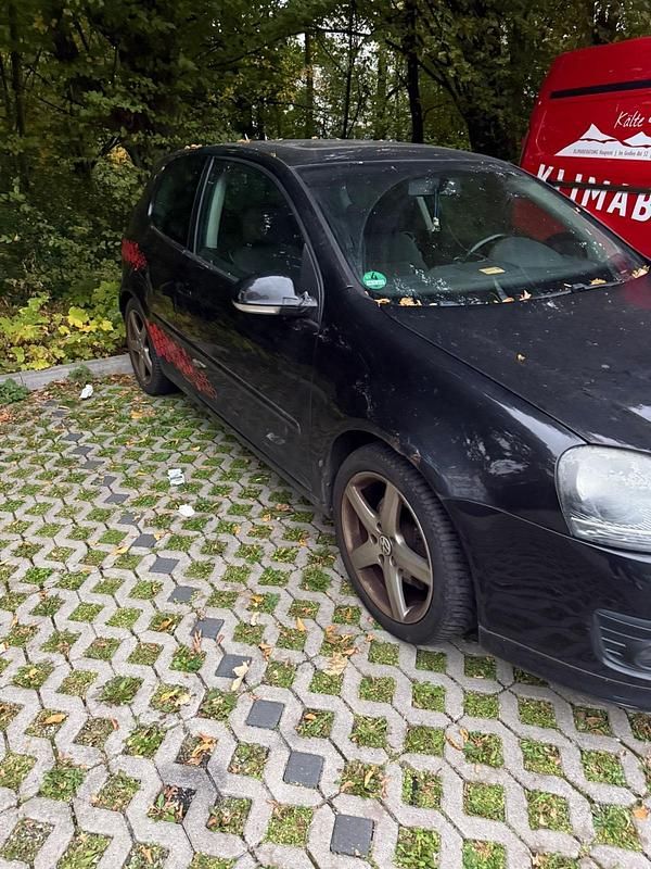 Schwarz Gebraucht 2008 VW Golf V GT Kleinwagen | 400 € (Superpreis) - Bild 1/4
