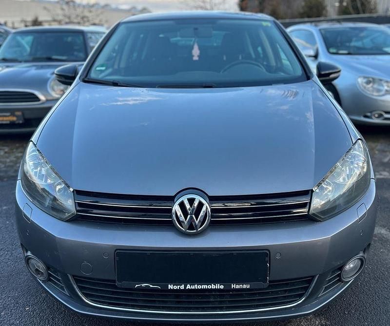 Gebraucht VW Golf VI Highline 122 PS (89 kW) 2009 Grau Kleinwagen