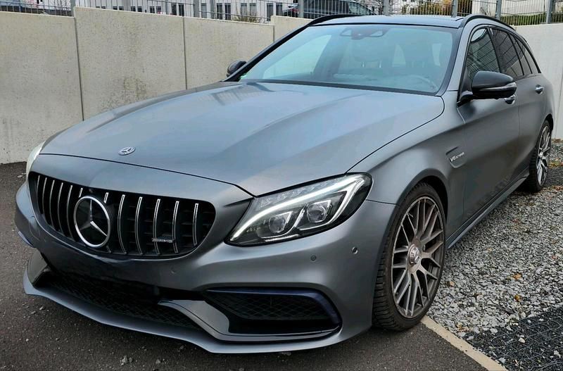 Grau Gebraucht 2018 Mercedes C63 AMG AMG Kombi | 36.290 € (Fairer Preis) - Bild 1/4