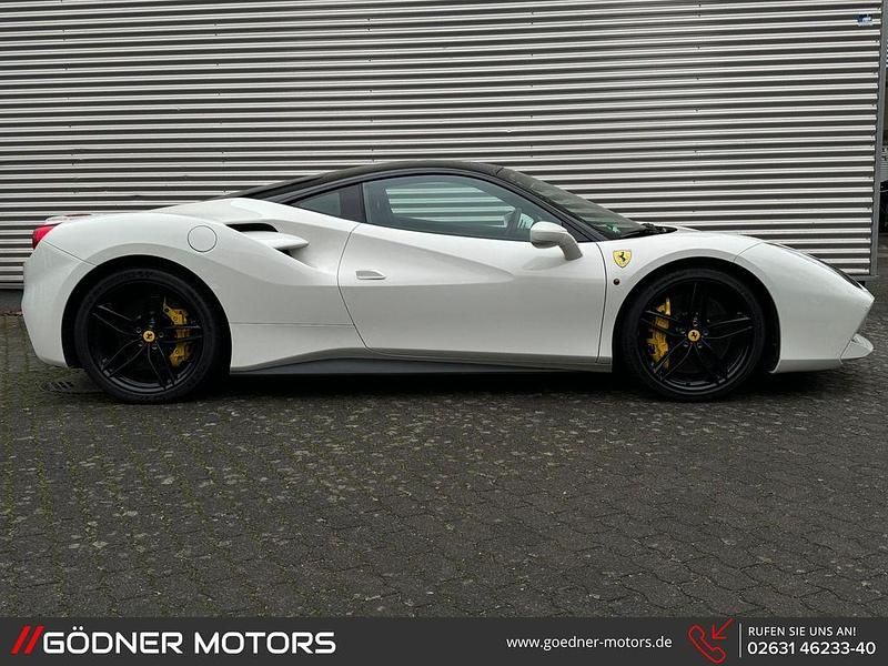 Gebraucht Ferrari 488 670 PS (492 kW) 2016 Bianco avus 100 Coupé
