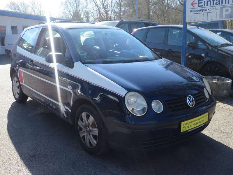 Indigoblau perleffekt Gebraucht 2002 VW Polo Basis Kleinwagen | 200 € (Superpreis) - Bild 1/4
