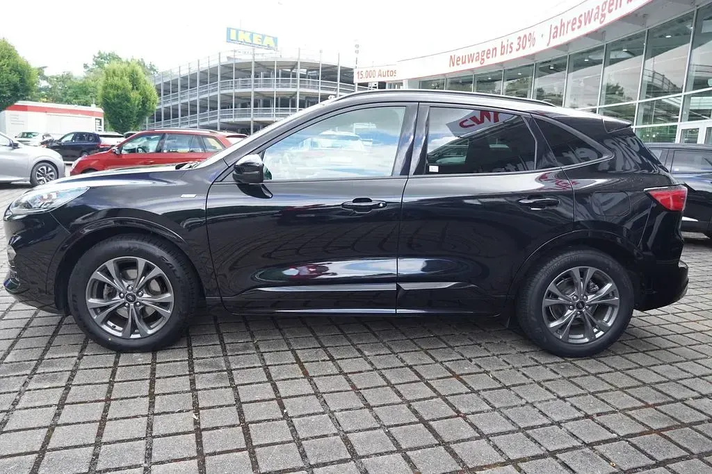 Gebraucht Ford Kuga ST-Line 150 PS (110 kW) 2020 Schwarz SUV