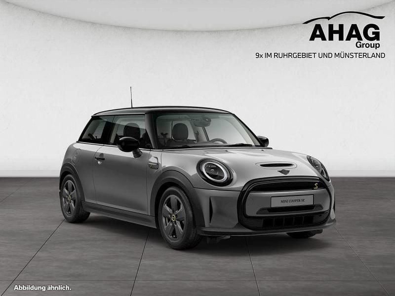 Gebraucht Mini Cooper SE Essential 135 kW (184 PS) 2022 Schwarz Kleinwagen