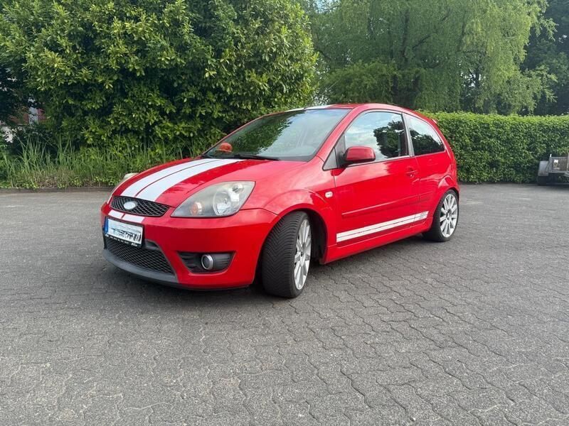 Rot Gebraucht 2006 Ford Fiesta ST Kleinwagen | 3.800 € (Fairer Preis) - Bild 1/4