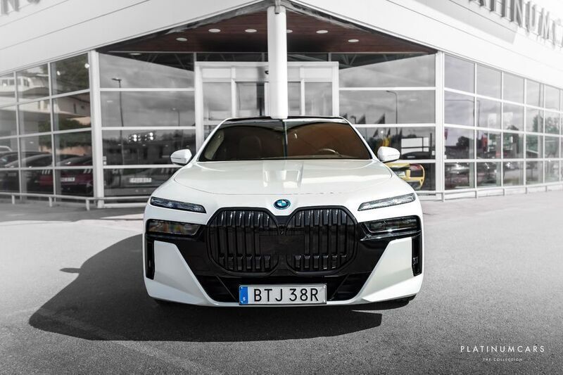 Gebraucht BMW i7 Executive 400 kW (544 PS) 2023 Weiß Limousine