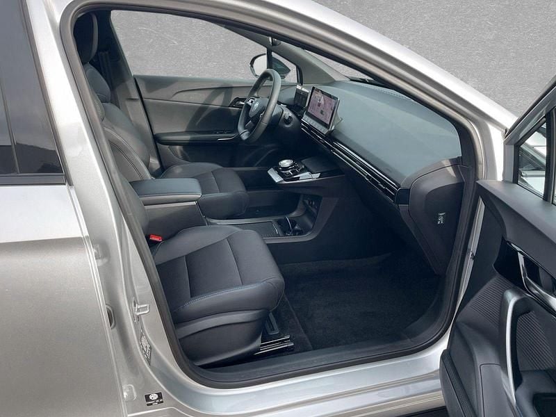 Gebraucht MG MG4 EV Luxury 150 kW (204 PS) 2023 Medal silver Kleinwagen