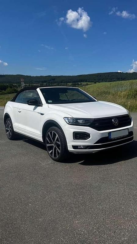 Weiß Gebraucht 2021 VW T-Roc Cabriolet Beats Cabrio | 25.500 € (Guter Preis) - Bild 1/4