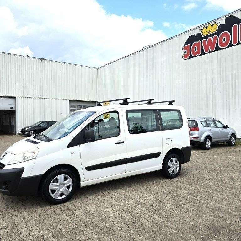 Weiß Gebraucht 2011 Peugeot Expert Van | 4.450 € (Guter Preis) - Bild 1/4