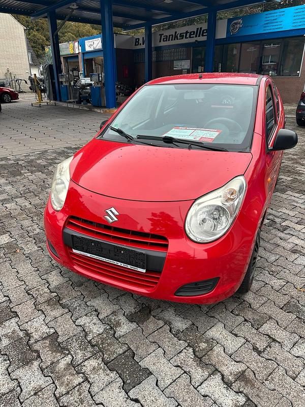 Rot Gebraucht 2011 Suzuki Alto Kleinwagen | 1.799 € (Superpreis) - Bild 1/4