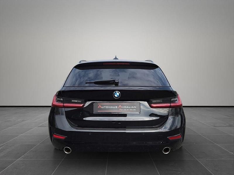 Gebraucht BMW 320 Advantage 184 PS (135 kW) 2020 Schwarz Kombi