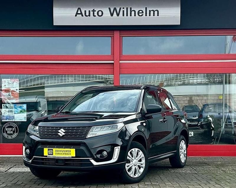 Gebraucht Suzuki Vitara Club 129 PS (94 kW) 2021 Schwarz SUV
