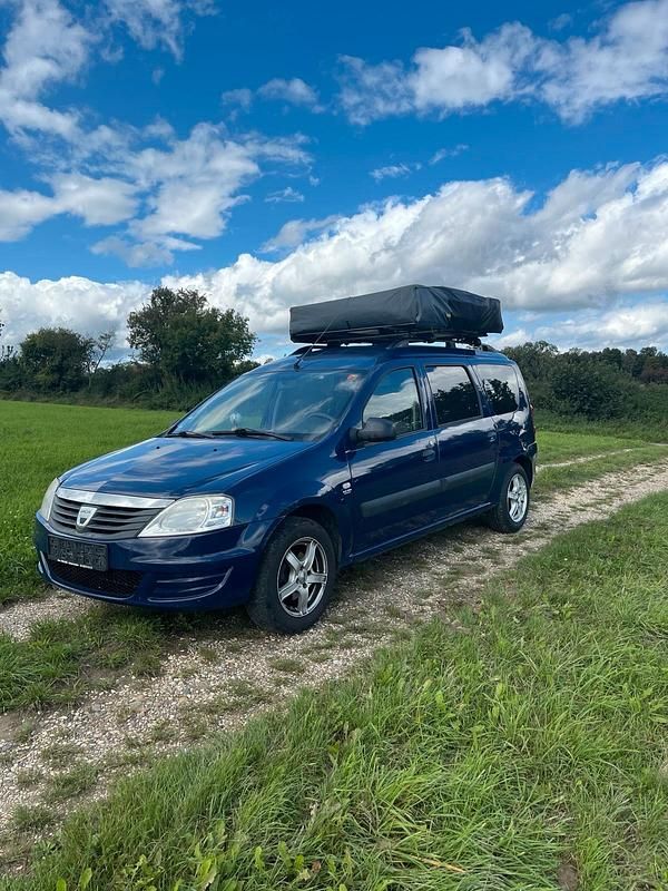 Blau Gebraucht 2009 Dacia Logan Limousine | 1.500 € - Bild 1/4