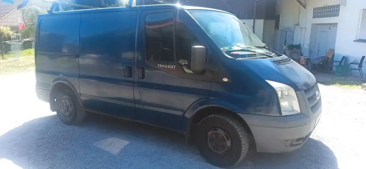 Gebraucht Ford Transit 85 PS (62 kW) 2010 Blau Van / Kleinbus
