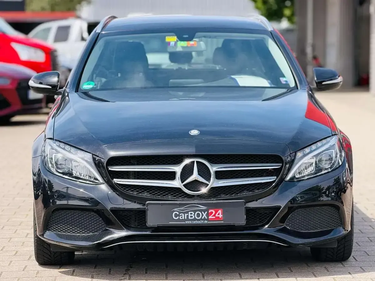 Gebraucht Mercedes C200 136 PS (100 kW) 2014 Obsidianschwarz  metalliclack Kombi