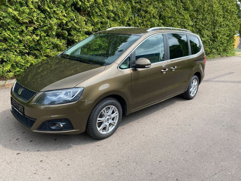 Beige Gebraucht 2013 Seat Alhambra Style Van / Kleinbus | 10.850 € (Guter Preis) - Bild 1/4
