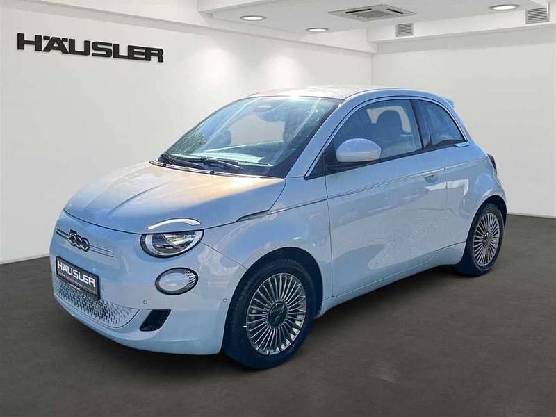 Himmel blau Gebraucht 2023 Fiat 500e Kleinwagen | 24.900 € (Etwas zu teuer) - Bild 1/2