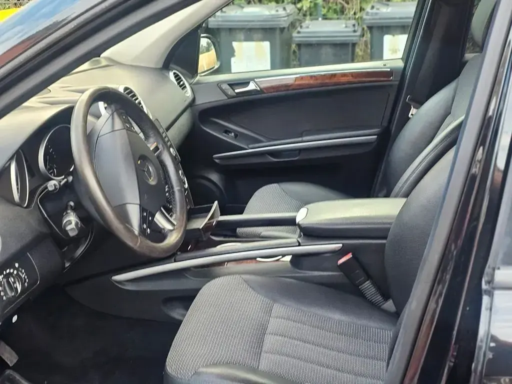 Gebraucht Mercedes 280 189 PS (139 kW) 2007 Schwarz SUV