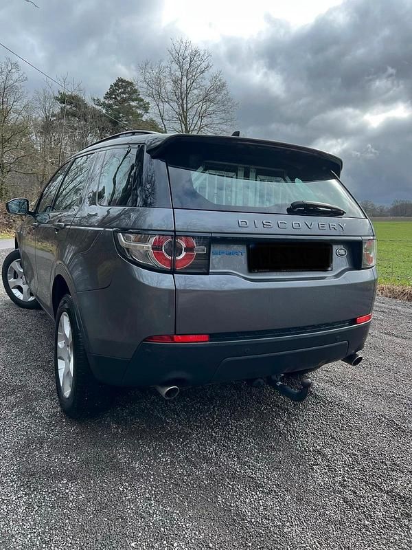 Gebraucht Land Rover Discovery Sport 150 PS (110 kW) 2017 Grau SUV