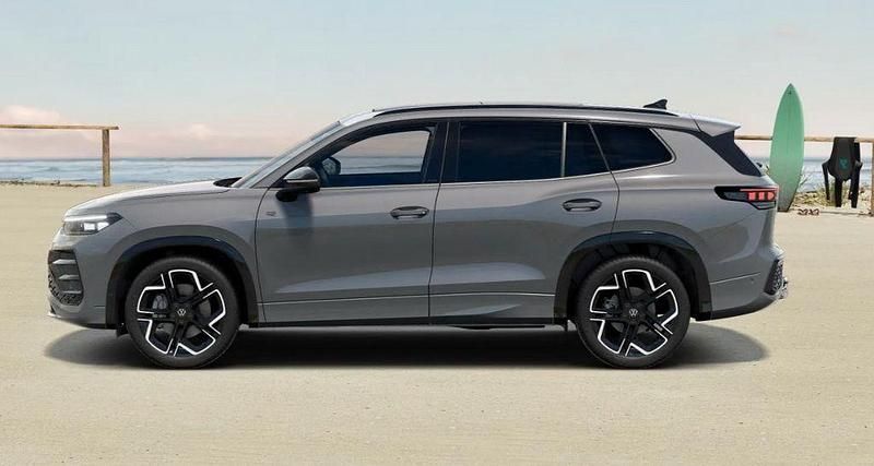 Ny VW Tayron R-line 193 HK (141 kW) 2026 Grå SUV