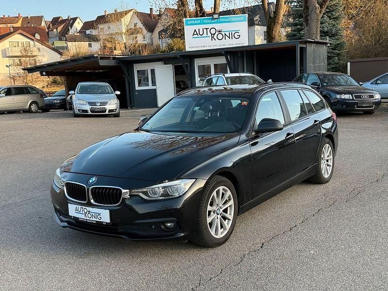 Gebraucht BMW 320 Advantage 190 PS (139 kW) 2018 Schwarz Kombi