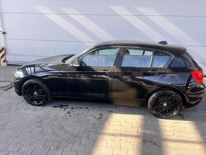 Schwarz Gebraucht 2016 BMW 116 Advantage Kleinwagen | 10.300 € (Guter Preis) - Bild 1/4