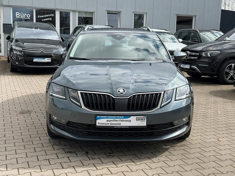 Second-hand Skoda Octavia Soleil 150 CP (110 kW) 2020 Gri Break