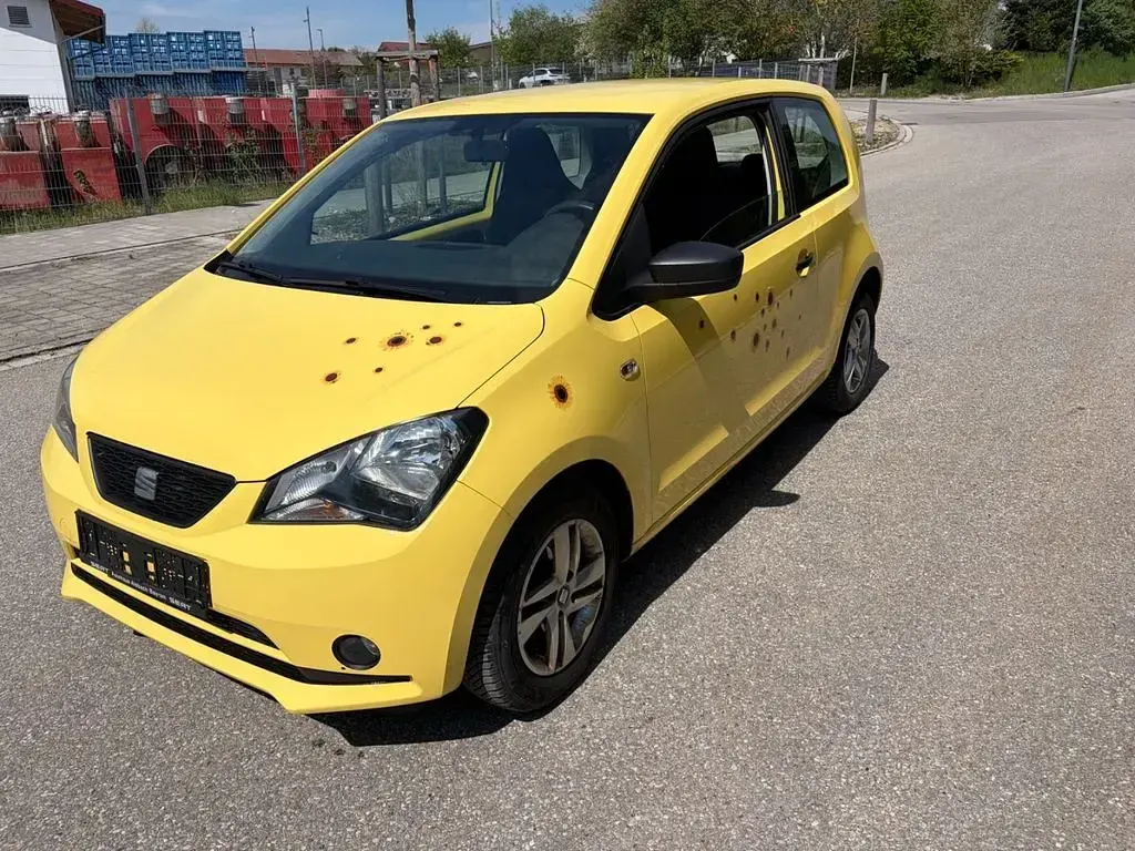 Używany Seat Mii Reference 68 KM (50 kW) 2017 Żółty Hatchback