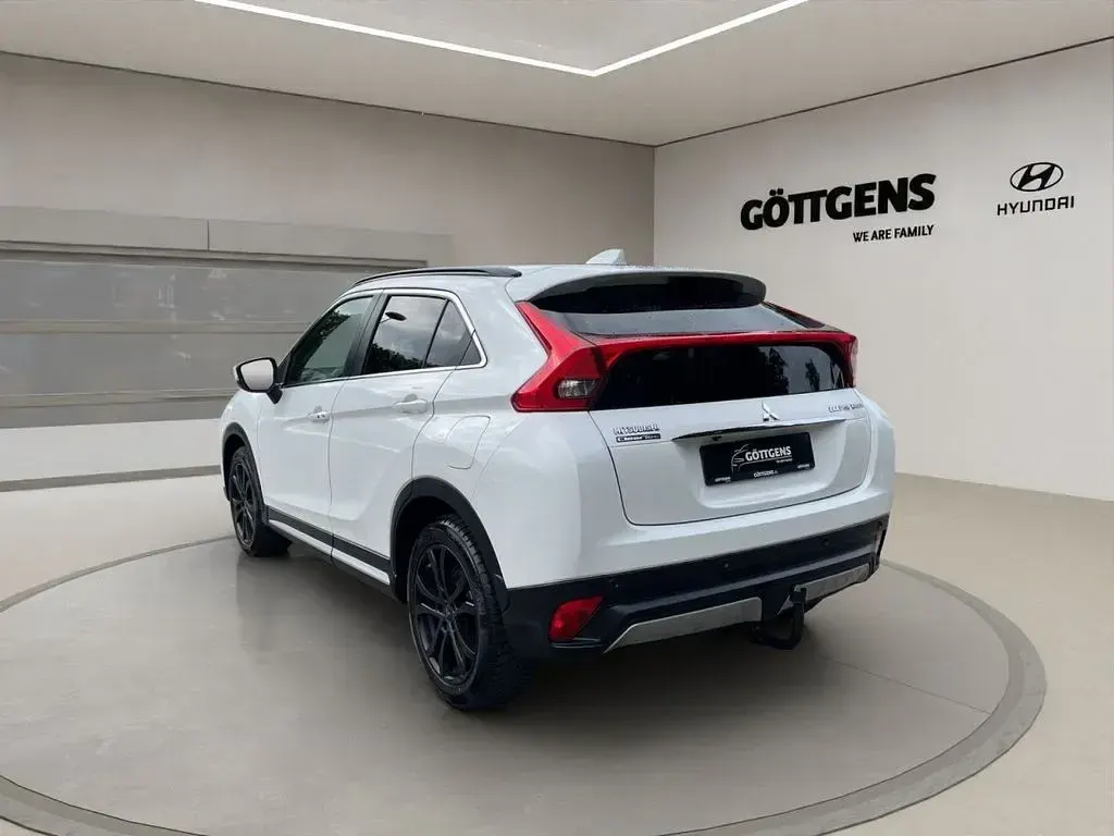 Gebraucht Mitsubishi Eclipse Cross Top 163 PS (119 kW) 2019 Weiß SUV
