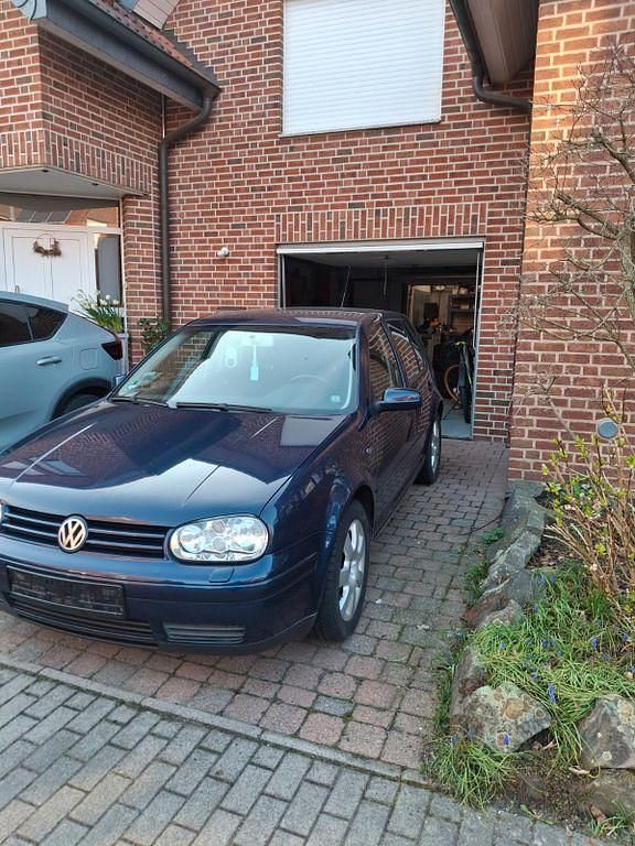 Gebraucht VW Golf IV Pacific 105 PS (77 kW) 2003 Blau Limousine