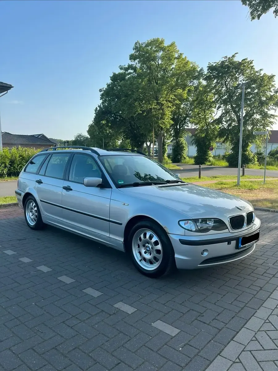 Brugt BMW 320 150 HK (110 kW) 2005 Sølv Stationcar