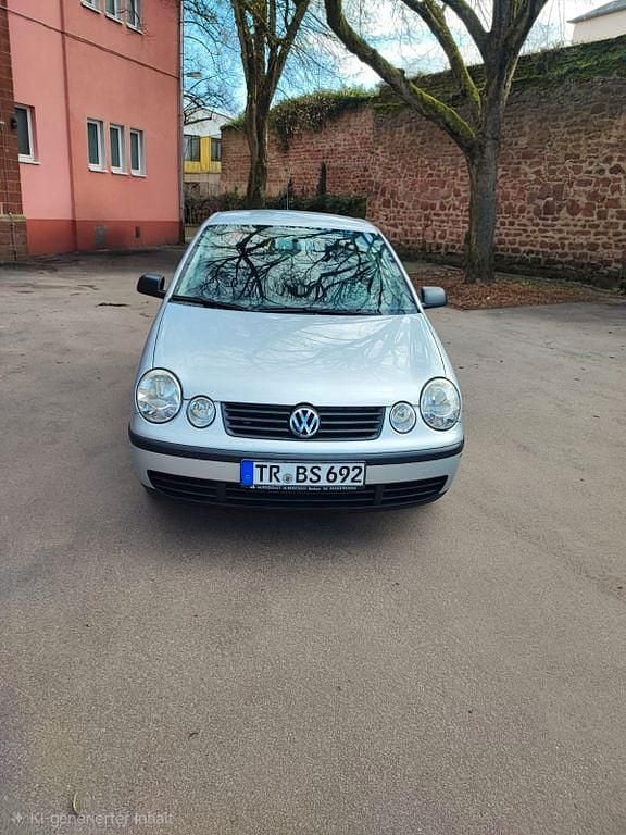 Gebraucht VW Polo Basis 75 PS (55 kW) 2002 Silber Limousine