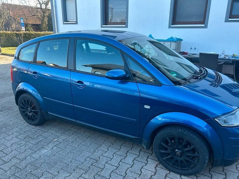Gebraucht Audi A2 75 PS (55 kW) 2005 Blau Kleinwagen