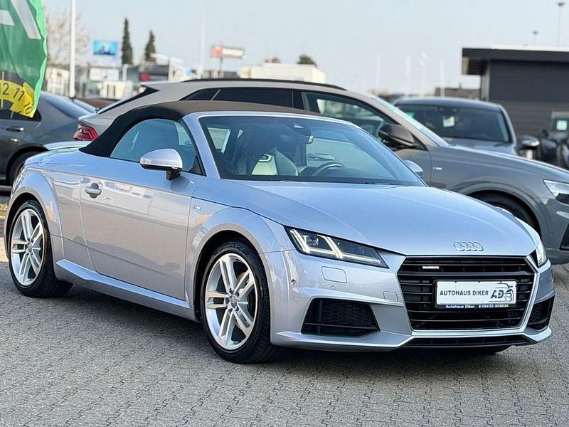 Gebraucht Audi TT Roadster S-Line 230 PS (169 kW) 2016 Silber Cabrio