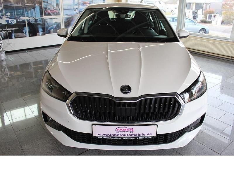 Gebraucht Skoda Fabia Ambition 95 PS (69 kW) 2023 Weiß Kleinwagen
