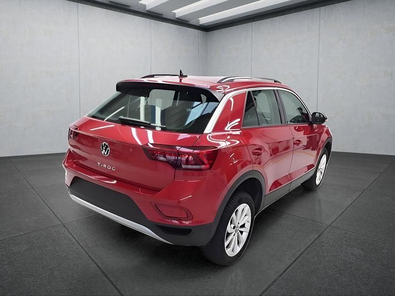 Rot Gebraucht 2025 VW T-Roc SUV | 32.799 € (Superpreis) - Bild 1/4