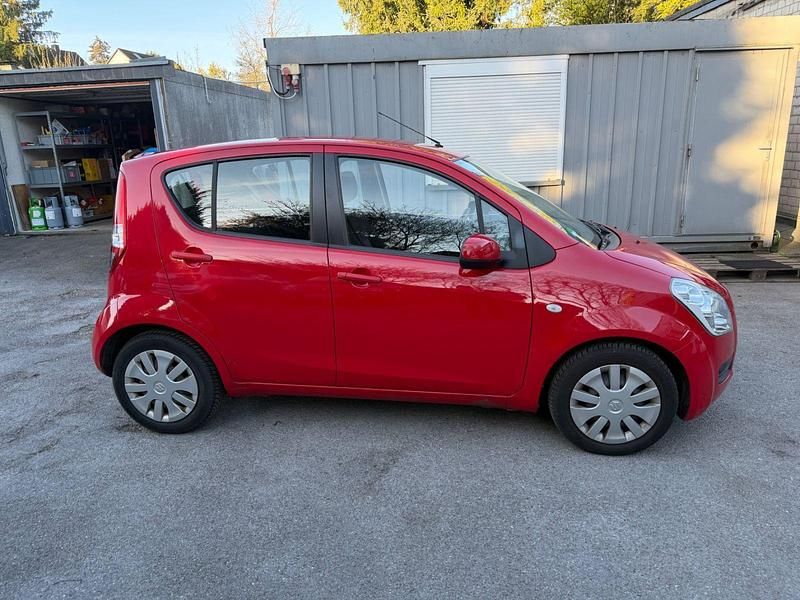 Usado Suzuki Splash Basic 65 HP (47 kW) 2010 Vermelho Citadino