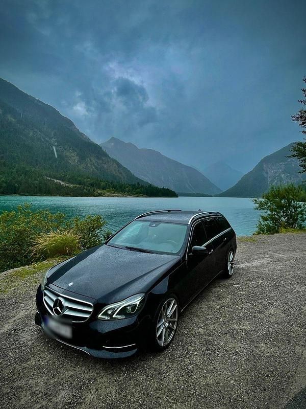 Gebraucht Mercedes E350 Avantgarde 252 PS (185 kW) 2014 Schwarz Kombi